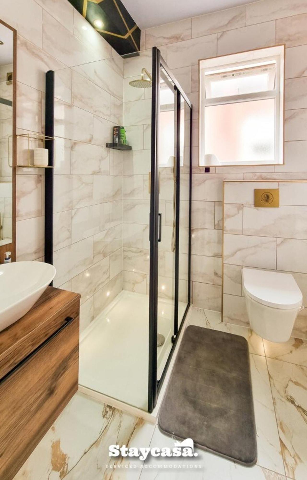 Clarence Co-Living - Private Room Self-Cater Manchester Extérieur photo
